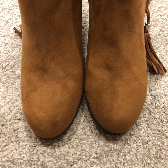 LC Lauren Conrad Booties - Picture 2 of 6